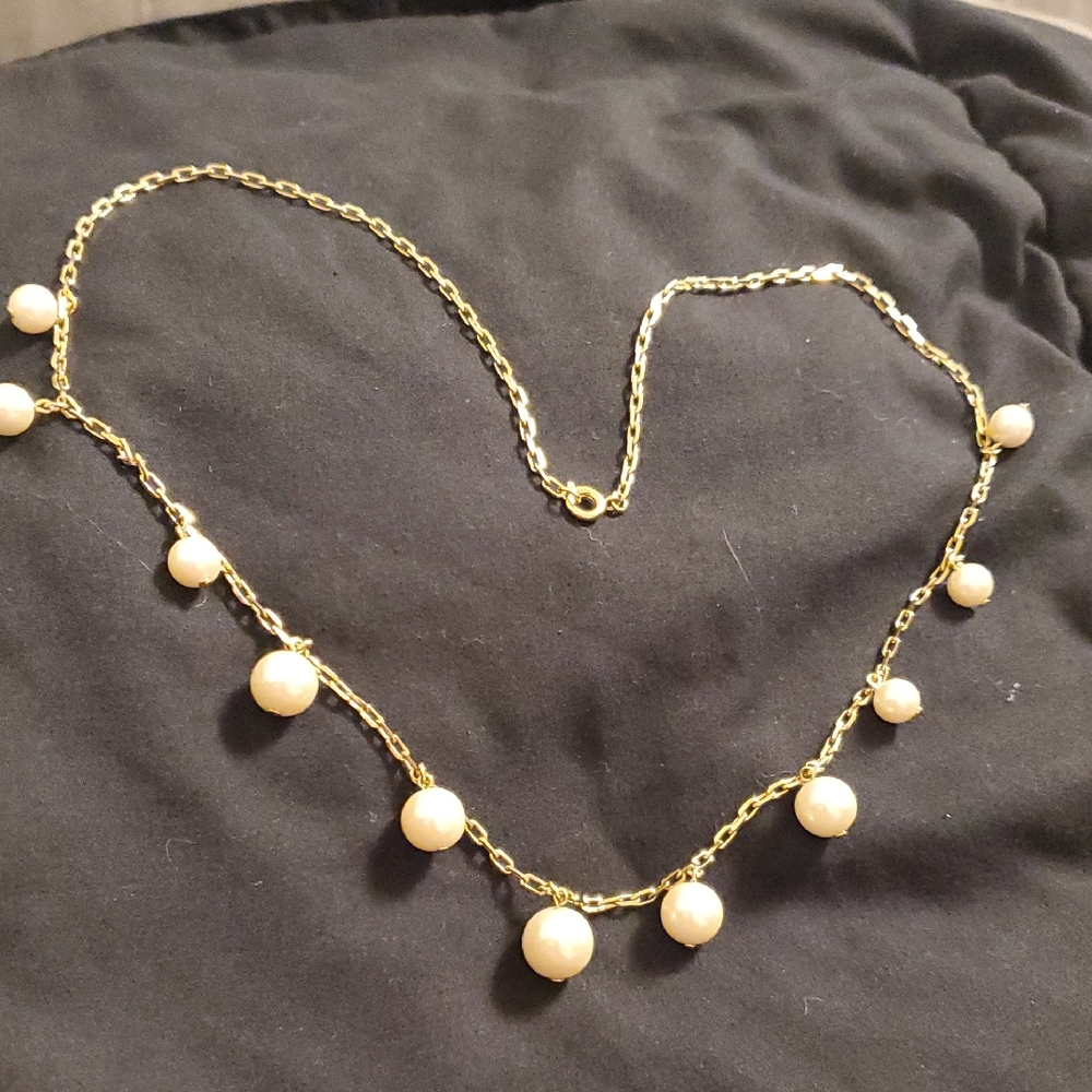 Gold Tone Pearl Station Necklace Cream Bead Dangle Necklace - Picture 2 of 5